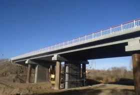 Поставка композитных материалов на автомобильную дорогу Р-256 "Чуйский тракт" Поставка композитных материалов на автомобильную дорогу Р-256 "Чуйский тракт"